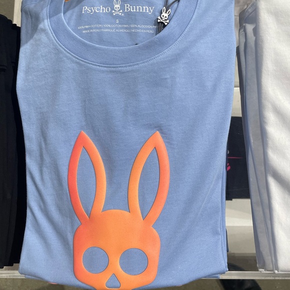 graphic tees - Picture 3 of 3